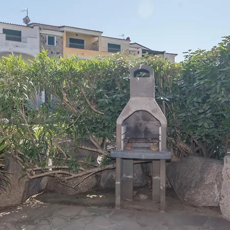 Apartment Borgo Dei Mirti 15 *