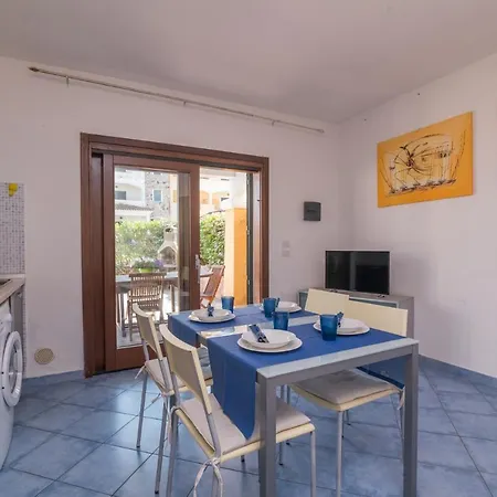 Borgo Dei Mirti 15 Apartment *